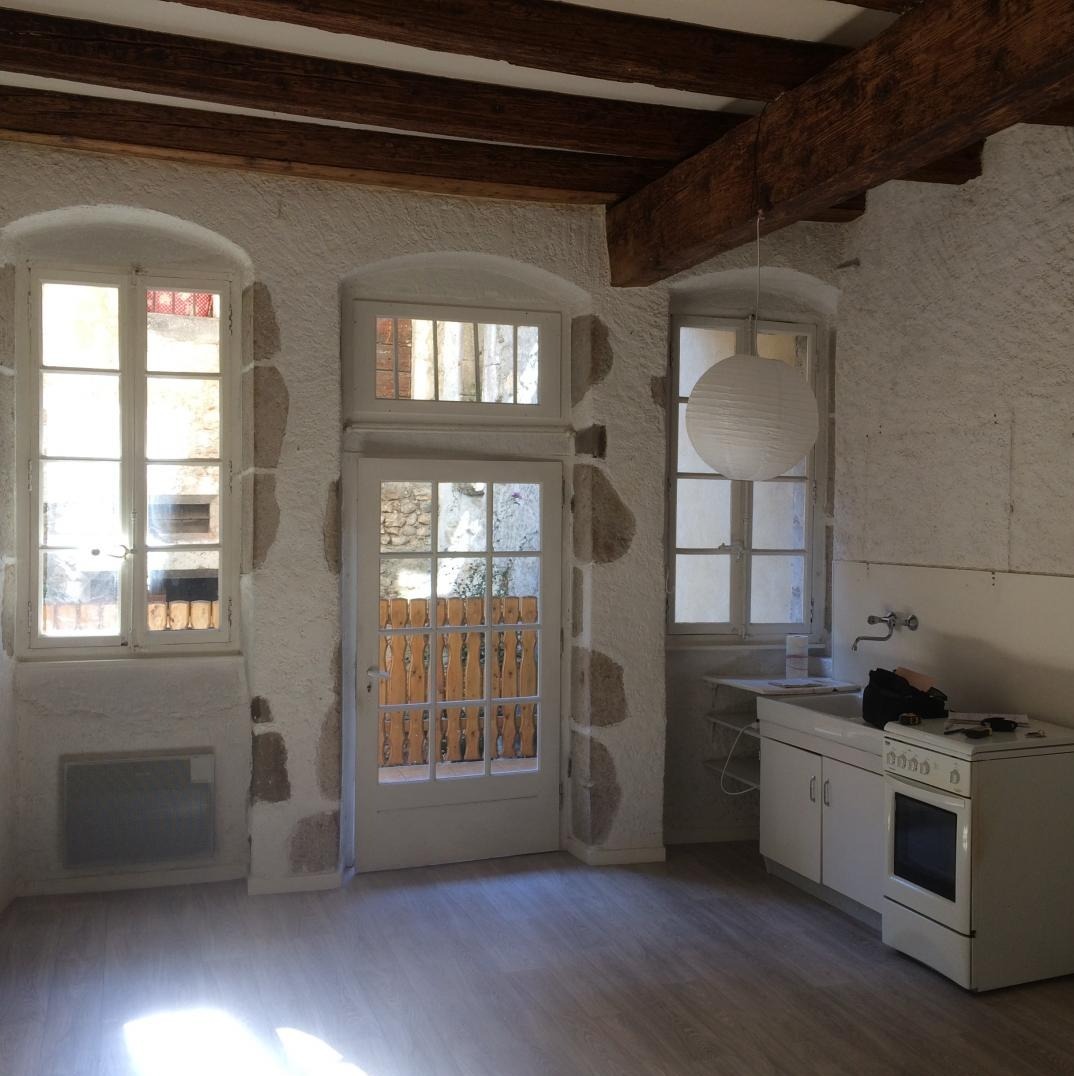 Photo avant. Rénovation de cuisine Saint-jorioz. https://www.architecte-interieur-annecy.com/